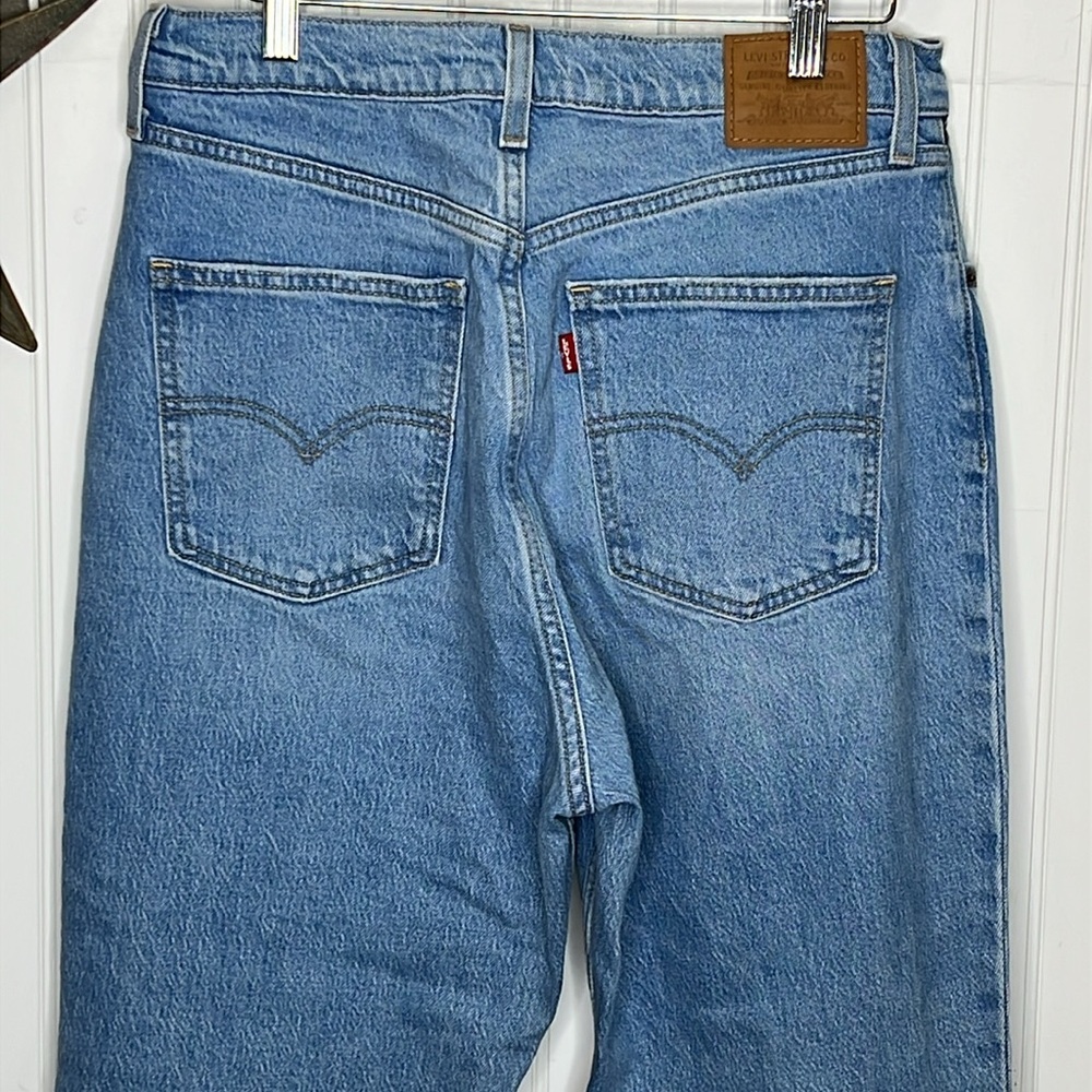 Levi’s 70’s High Slim Straight Light Wash size 30 - Picture 9 of 16